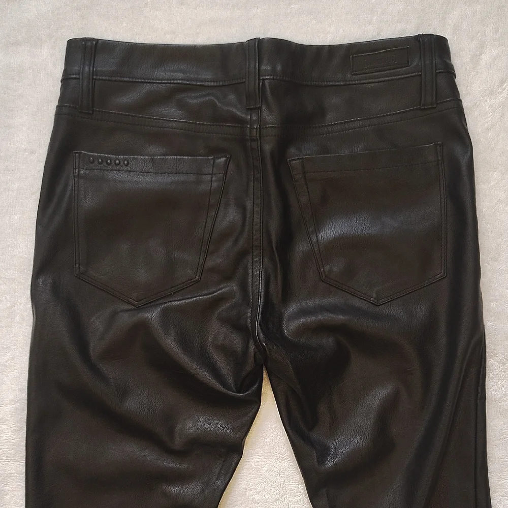 Blank NYC Women's Black Skinny Jeans - Picture 2 of 4